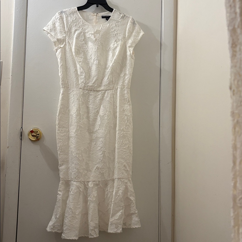 Maggy London White Lace Fit-and-Flare Midi Dress - Picture 10 of 15